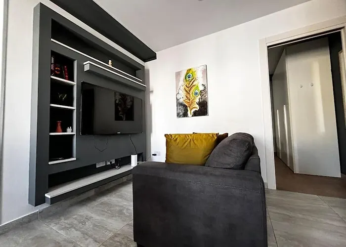 Elegant Penthouse In St Julians Stj28 アパート *