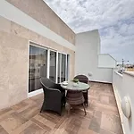 Apartment Elegant Penthouse In St Julians Stj28