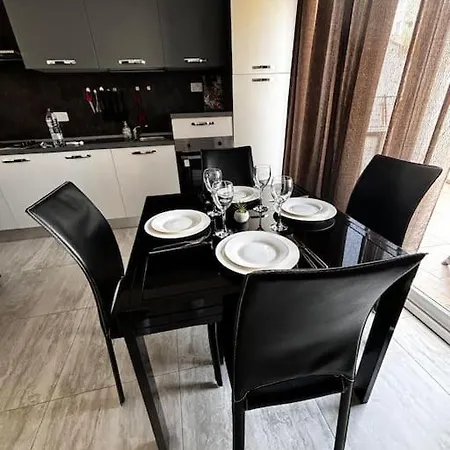 Elegant Penthouse In St Julians Stj28