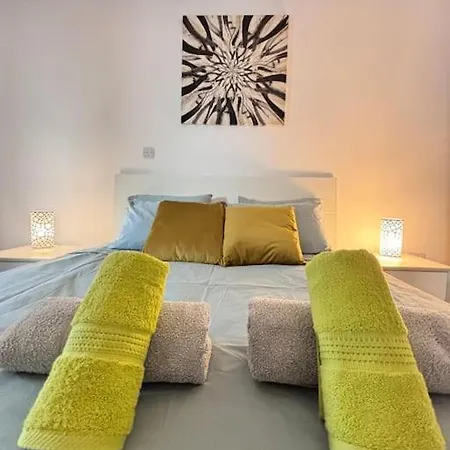 Elegant Penthouse In St Julians Stj28 Saint Julian's